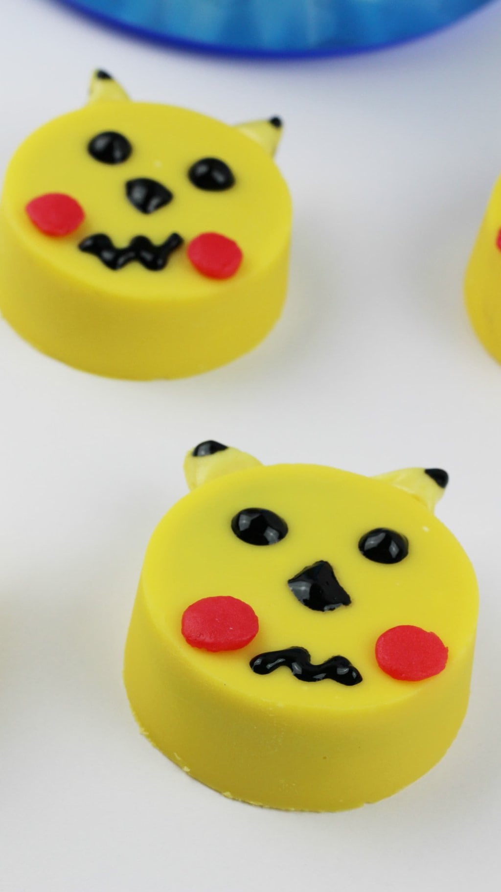 If you're looking for an Oreo Cookies Recipe that's crazy simple and beyond adorable, these Pikachu Oreos are calling your name. #oreorecipe #oreocookies #pikachu #pokemon #DIY If you're looking for an Oreo Cookies Recipe that's crazy simple and beyond adorable, these Pikachu Oreos are calling your name. #oreorecipe #oreocookies #pikachu #pokemon #DIY