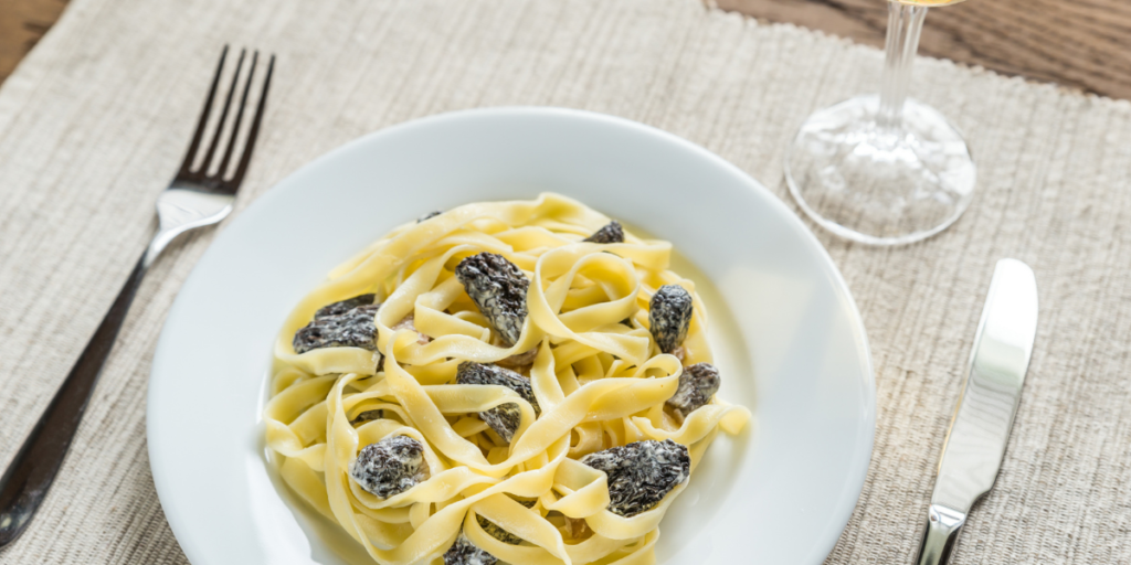 morel mushrooms in pasta